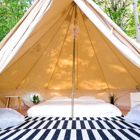 Bohostay Stovyklaviete Glamping Luxury tent